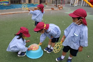 つぼみシャボン玉